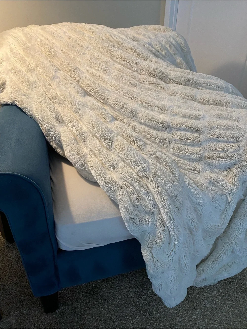 Fabulous Furs Cream Large Faux Fur Throw Blanket